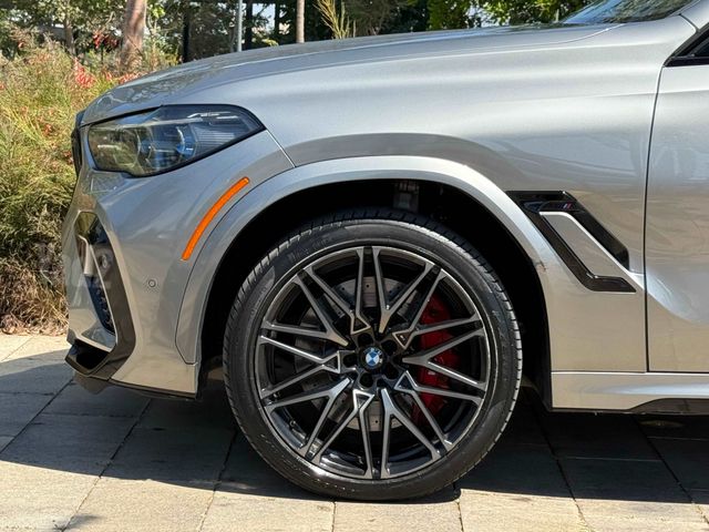 ב מ וו X6 M