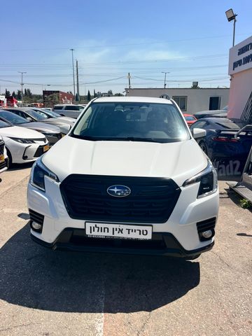 סובארו פורסטר