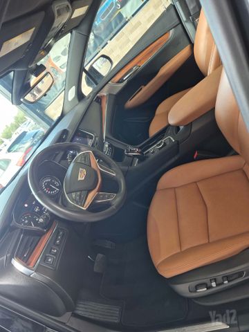 קאדילק XT5