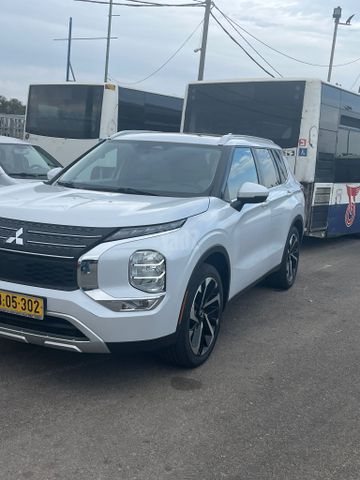 מודעת רכב מיצובישי אאוטלנדר
