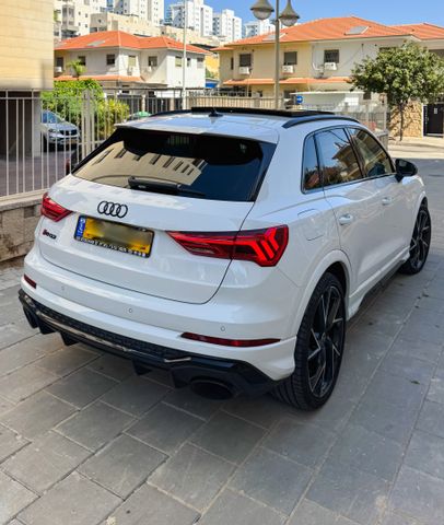 אאודי RS Q3