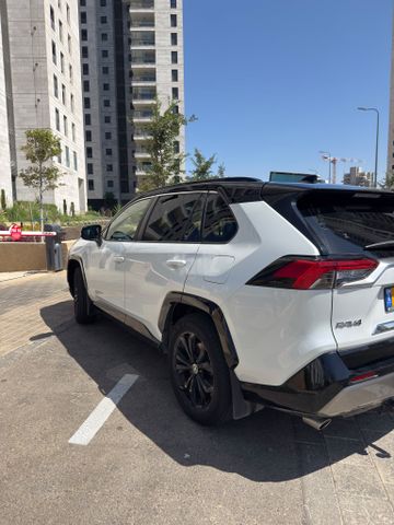 טויוטה RAV4