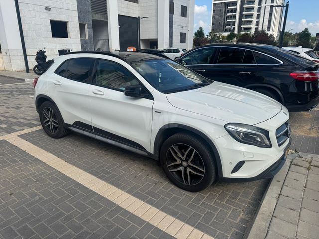 GLA Activity Edition GLA 200 אוט׳ 1.6 (156 כ״ס)
