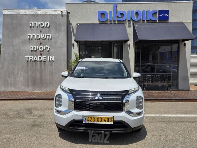 מיצובישי אאוטלנדר