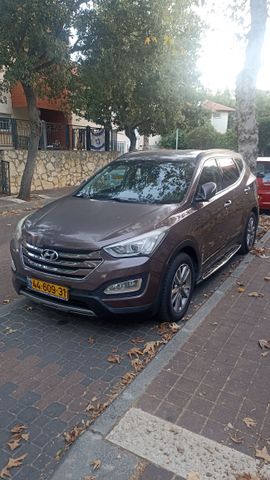 יונדאי סנטה פה