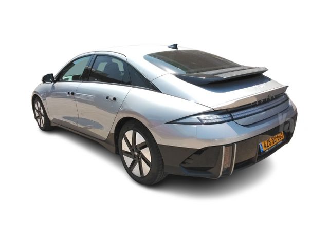 יונדאי איוניק 6