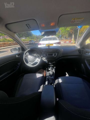יונדאי i20
