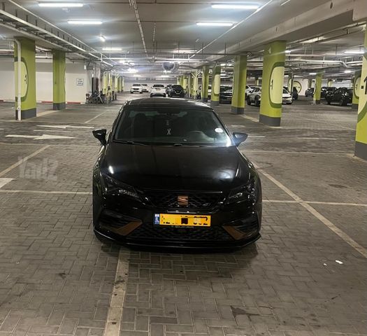 מודעת רכב סיאט לאון