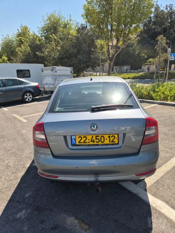 סקודה אוקטביה