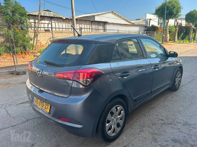 יונדאי i20