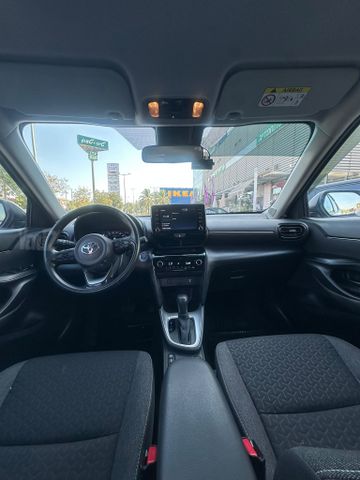 טויוטה יאריס קרוס