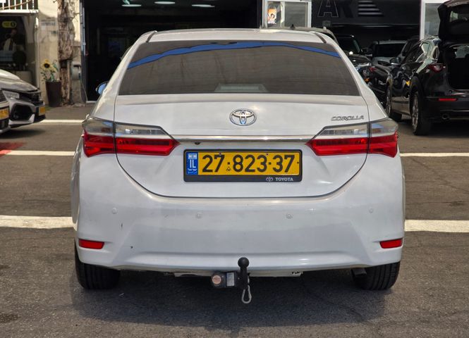טויוטה קורולה