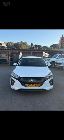 יונדאי איוניק