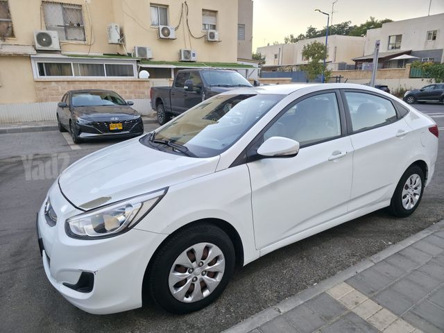 יונדאי אקסנט i25