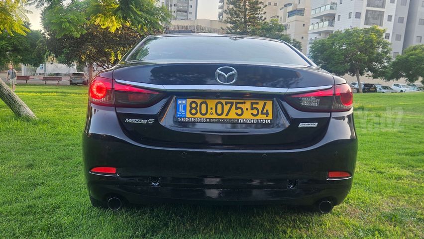 מאזדה 6