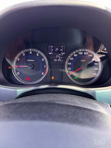 יונדאי אקסנט i25