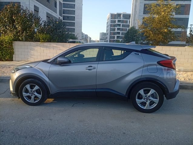 טויוטה C-HR