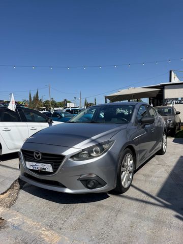 מודעת רכב מאזדה 3