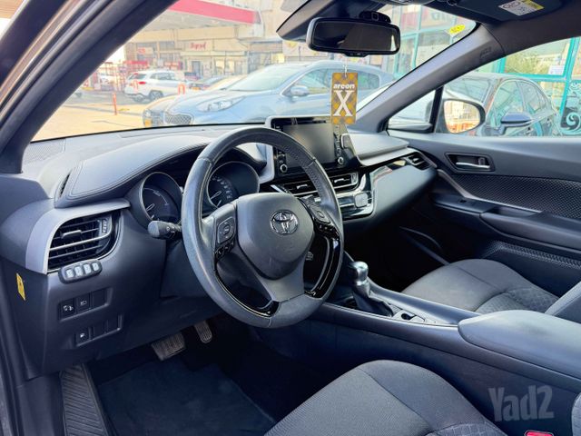 טויוטה C-HR