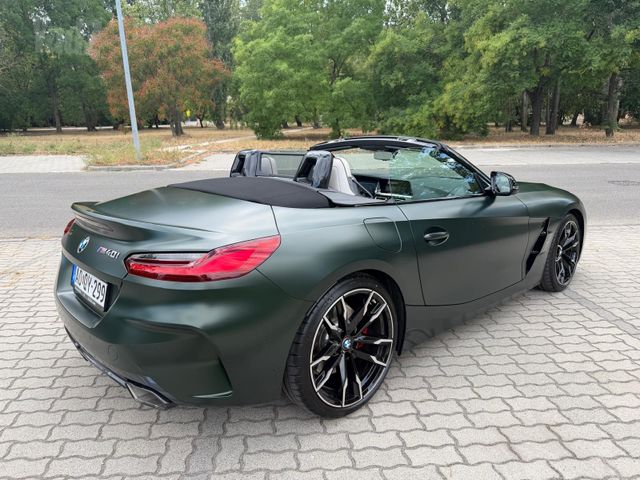 ב מ וו Z4