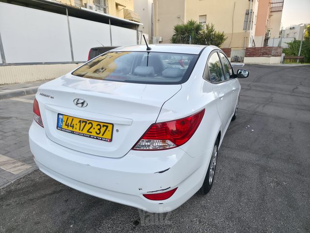 יונדאי אקסנט i25
