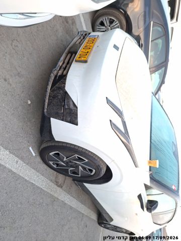 מודעת רכב לינק אנד קו 02