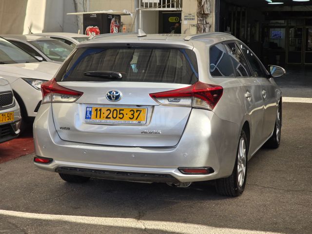 טויוטה אוריס