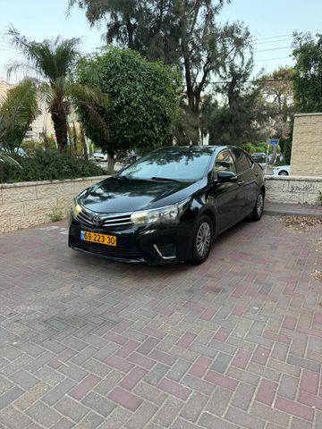מודעת רכב טויוטה קורולה 2