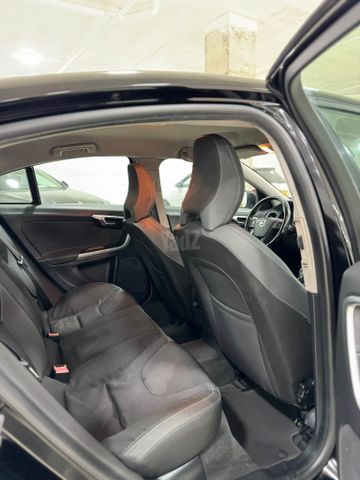 וולוו S60