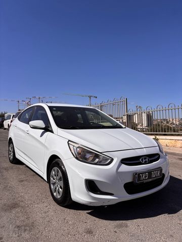 יונדאי אקסנט i25