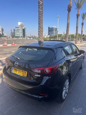 מאזדה 3