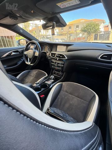אינפיניטי Q30