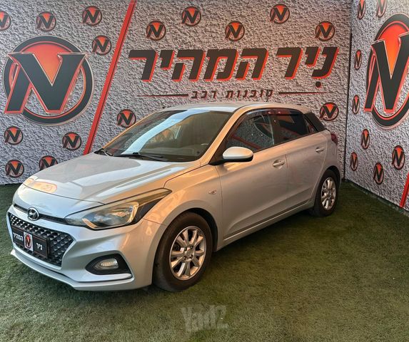 יונדאי i20