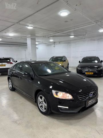 וולוו S60