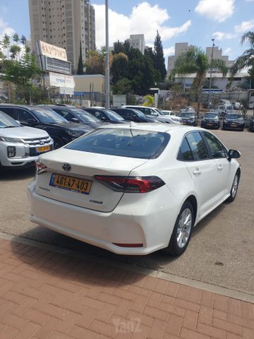 טויוטה קורולה
