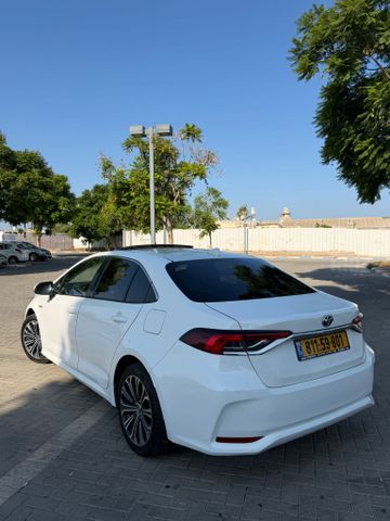 טויוטה קורולה