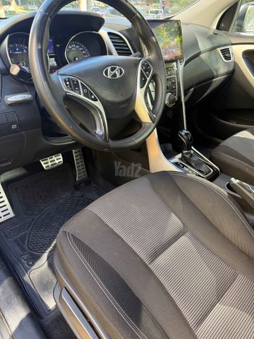 יונדאי i30
