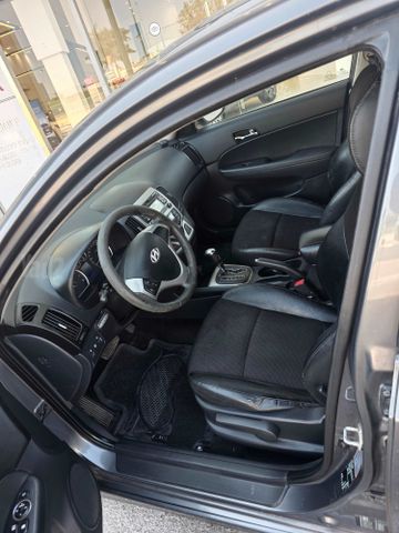 יונדאי i30