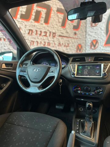יונדאי i20