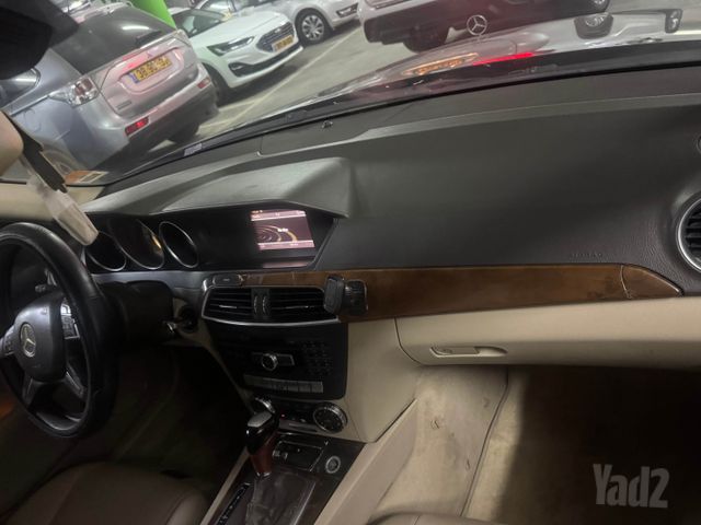 מרצדס-בנץ C-class