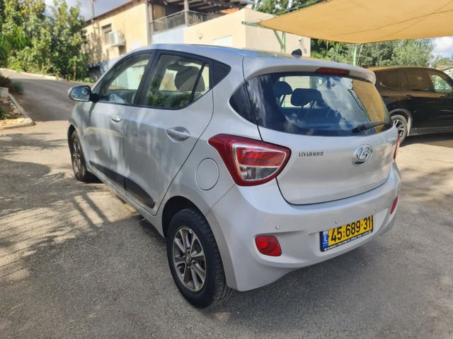 יונדאי i10
