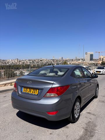 יונדאי אקסנט i25
