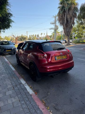 ניסאן ג'וק