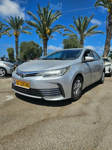 טויוטה קורולה