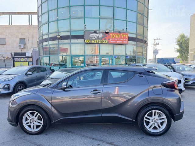 טויוטה C-HR