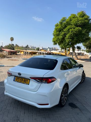 טויוטה קורולה