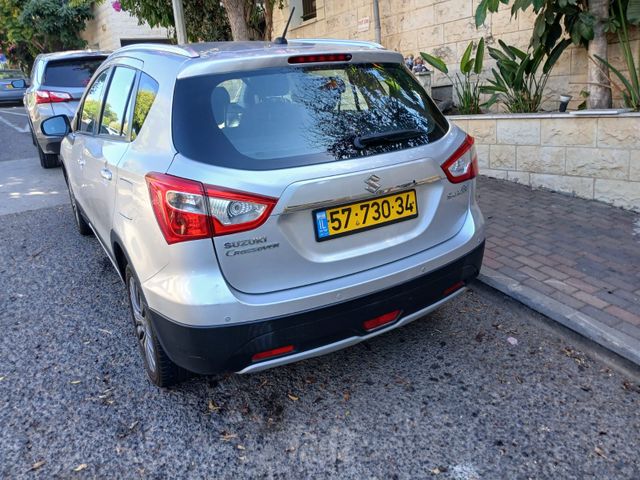 סוזוקי קרוסאובר