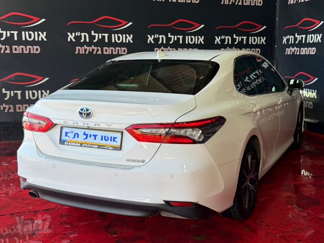 טויוטה קאמרי