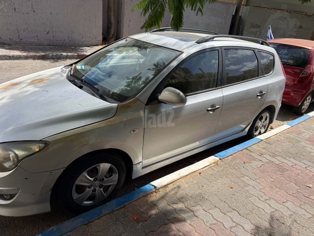 יונדאי i30
