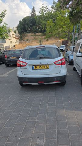 מודעת רכב סוזוקי קרוסאובר